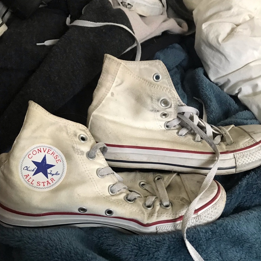 ALL WHITE CONVERSE